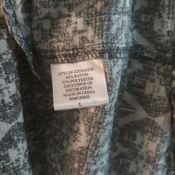 Como Vintage Blouse Top Women Large Gray White Flutter Sleeve Crocket Details - Picture 10 of 11